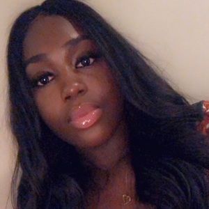 Meet your Posher, Gloria